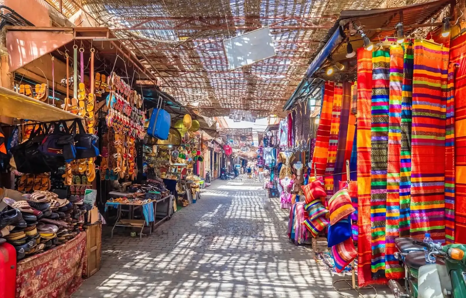 Les Souks de Marrakech : Guide Complet